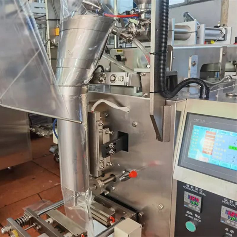 automatic liquid packaging machine